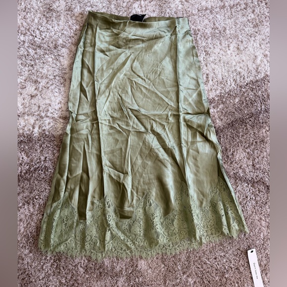 Reformation Carolina Silk Skirt - Picture 4 of 6